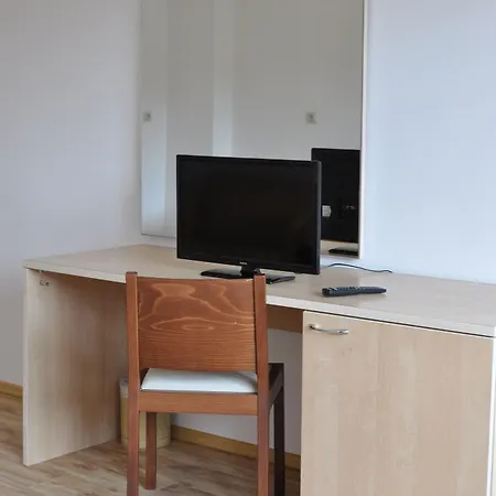 Хотел Gardenia Hills