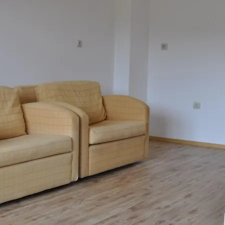 Хотел Gardenia Hills 3*