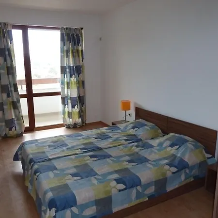 Хотел Gardenia Hills 3*