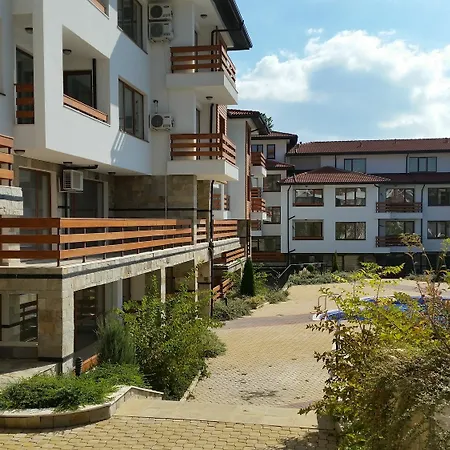 Gardenia Hills Hotel