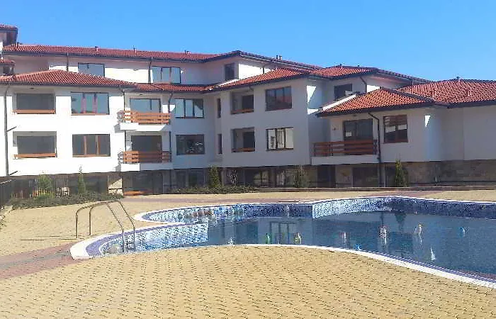 Gardenia Hills Солнечный берег