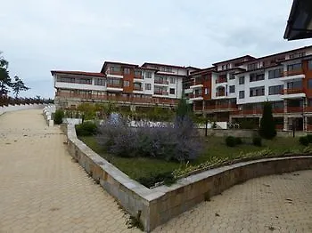 Gardenia Hills Отель 3*