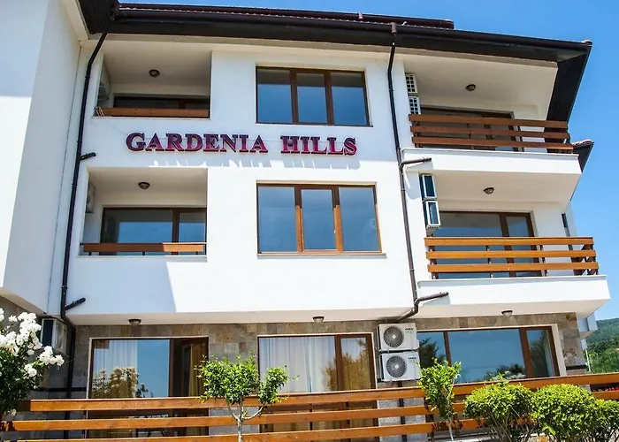 Gardenia Hills Отель 3*
