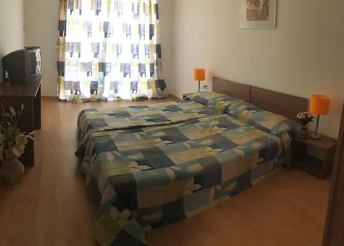 Gardenia Hills Hotel 3*